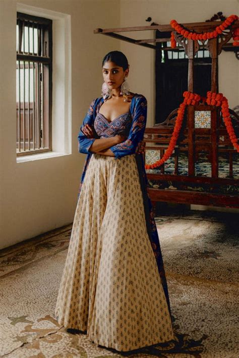 2023 INDIAN FASHION | Traditional indian outfits, Indian dresses ...