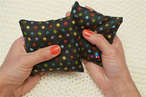 Make your own reusable rice hand warmers - a cozy 5-minute DIY - I Can Sew This