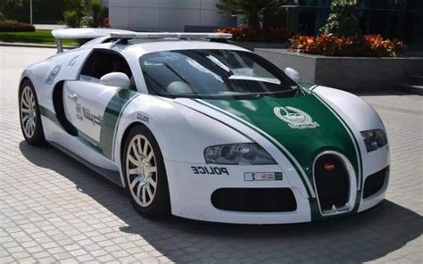 Ferraris, Lamborghinis and a BUGATTI – these are the top 10 coolest cars in Dubai’s police force ...