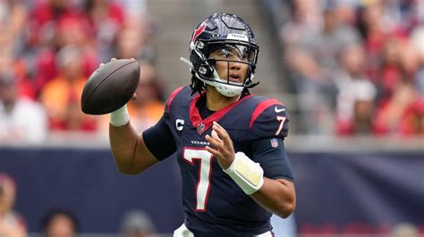 Texans QB C.J. Stroud sets single-game rookie passing record with 470 ...