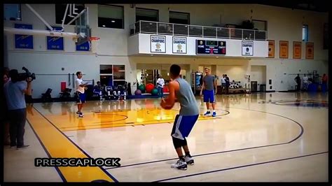 Stephen Curry Shooting Form Analysis : stephen-curry-shooting-form-soft-hand-7 - Shotur ...