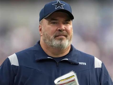 WATCH: Mike McCarthy SHOVES cameraman following the Dallas Cowboys ...