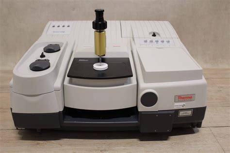 Thermo Nicolet 6700 FT-IR Spectrometer - LabMakelaar Benelux