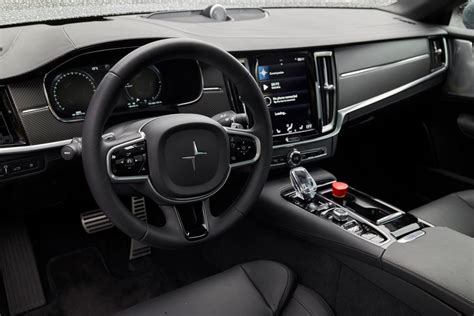 The Polestar 1 looks familiar in all the right ways - CNET