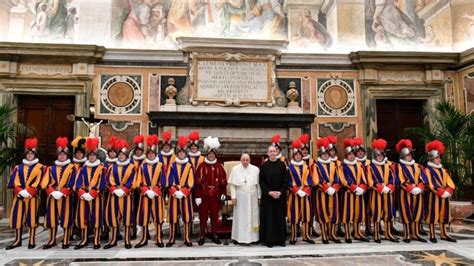 Pope to Swiss Guards: Your service is a testimony of your faith ...