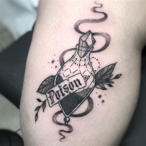 Poison bottle tattoo from my Halloween flash designs! :-) | Tatuaggi ...