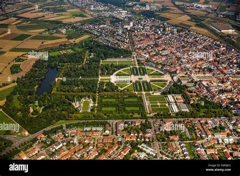 Schwetzingen Castle and Baroque castle gardens, Schwetzingen, Baden ...