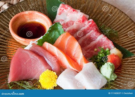 Japanese Dishes - Sashimi Royalty Free Stock Photography - Image: 11162637