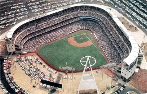 Angel Stadium at 50: Call it ‘The Big Aged;’ Does it have a future ...