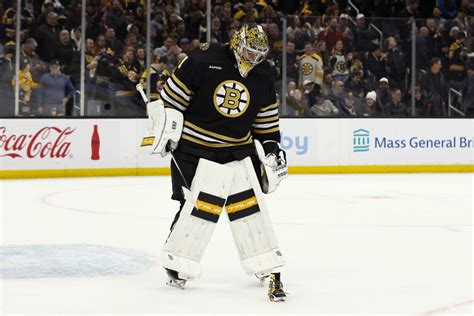 Bruins Get New Promising Jeremy Swayman Update - Yahoo Sports