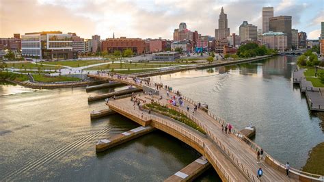 SITU – Providence River Pedestrian Bridge Cladding