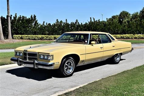 1975 Pontiac Grandville | Primo Classics International LLC