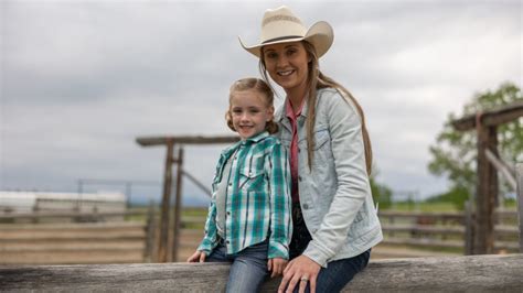 Amber Marshall on Her 'Heartland' Family, Overcoming Loss & Amy Finding Love Again