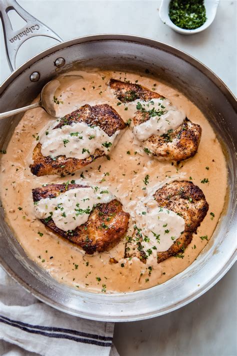 Skillet Chicken In Balsamic Caramelized Onion Cream Sauce Recipe ...