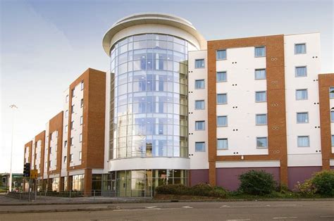 PREMIER INN READING CENTRAL HOTEL - Updated 2022 Reviews