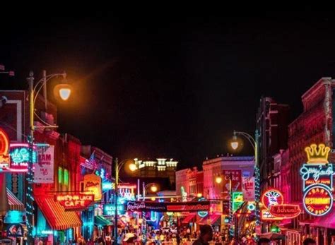 Accessible parking near Beale Street | Memphis, TN.