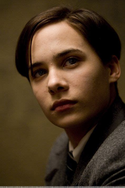 Tom Riddle (16 years) - Frank Dillane in Harry Potter and the Half-Blood Prince (2009). | Harry ...