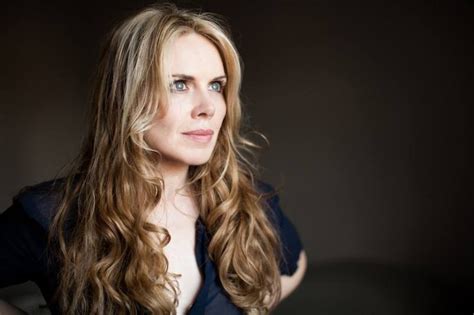 Mary Fahl | Live Music News