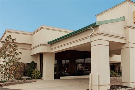 Ramada by Wyndham Fairfield NJ | Fairfield, NJ Hotels