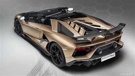 Lamborghini Aventador SVJ Roadster | 2020MY | Rear Three-Quarter