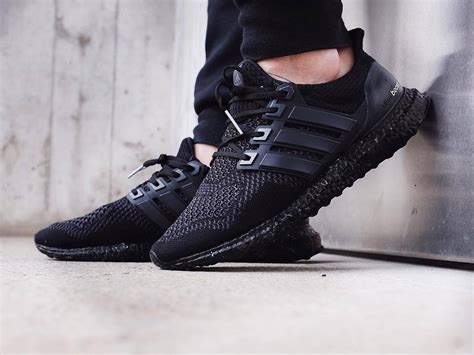 Adidas Ultra Boost - Triple Black - 2016 (by... – Sweetsoles – Sneakers ...