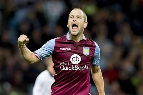 Aston Villa's forgotten midfielder closing in on permanent move away ...