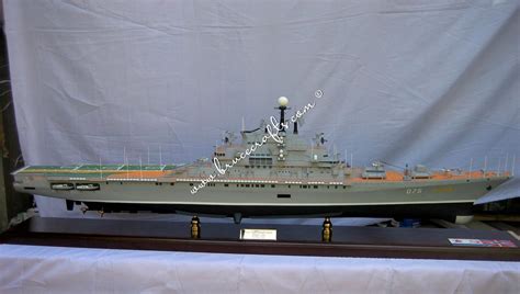 Kiev-class aircraft carrier Model 2 - Mahogany Wooden Aircraft Models ...