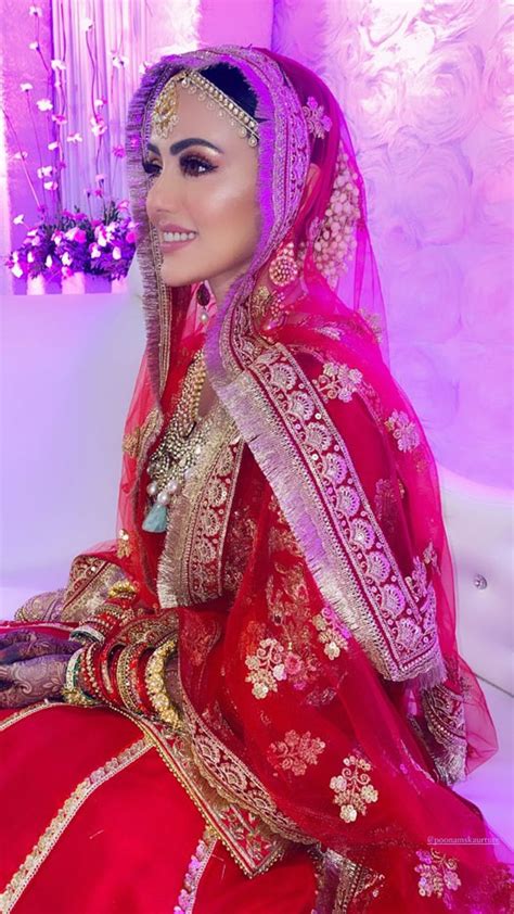 Sana Khan Changes Her Name On Instagram, Check Out Unseen Wedding Pics