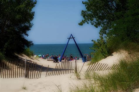 Silver Beach St Joseph Michigan Photograph by Thomas Woolworth - Pixels