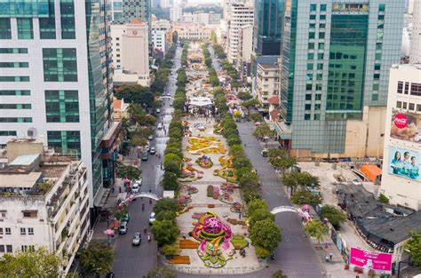 Nguyen Hue Walking Street and Night Ho Chi Minh City Tours - Impress Travel