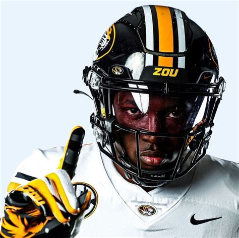 Missouri Tigers Unveil New Football Uniforms – SportsLogos.Net News