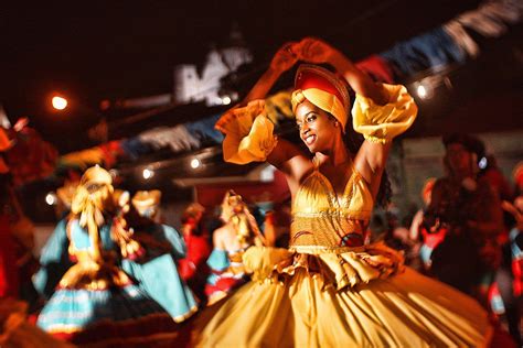 Maracatu - Recife | Carnaval, Samba, Batuque