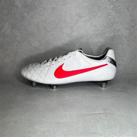 Nike Tiempo Legend 4 SG – Premier Boots