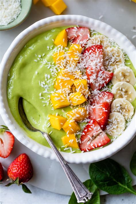 Green Smoothie Bowl - Skinnytaste