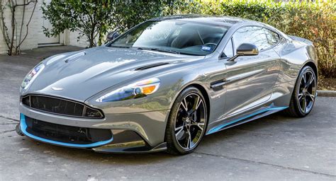 Cars Don’t Get Much More Beautiful Than A 2018 Aston Martin Vanquish S ...