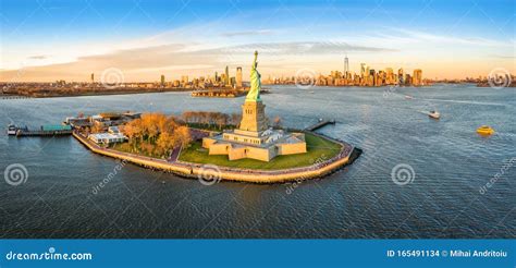 Aerial Panorama of the Statue of Liberty Stock Photo - Image of light, sightseeing: 165491134