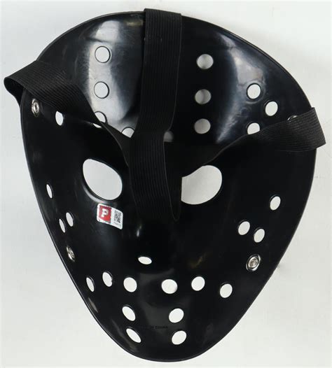 Ari Lehman Signed "Friday the 13th" Jason Voorhees Mask Inscribed "Friday the 13th" (PA ...