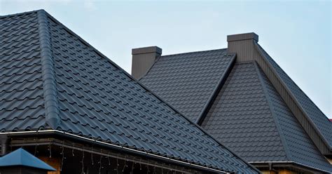 Black Metal Roofs: A Striking Choice for Modern Homes (2024) | Today's ...