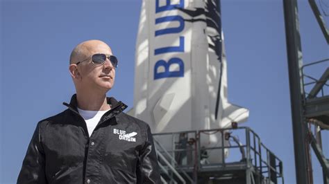 Jeff Bezos gives this career advice to young employees