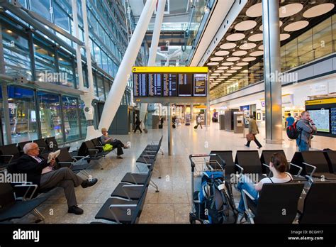 Arrivals Hall at Terminal 5 Heathrow Airport London United Kingdom Stock Photo - Alamy