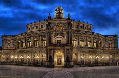 Semperoper Dresden Foto & Bild | architektur, architektur bei nacht ...