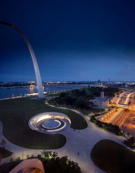 Gateway Arch Museum | Gateway arch, Landscape and urbanism, Eero saarinen