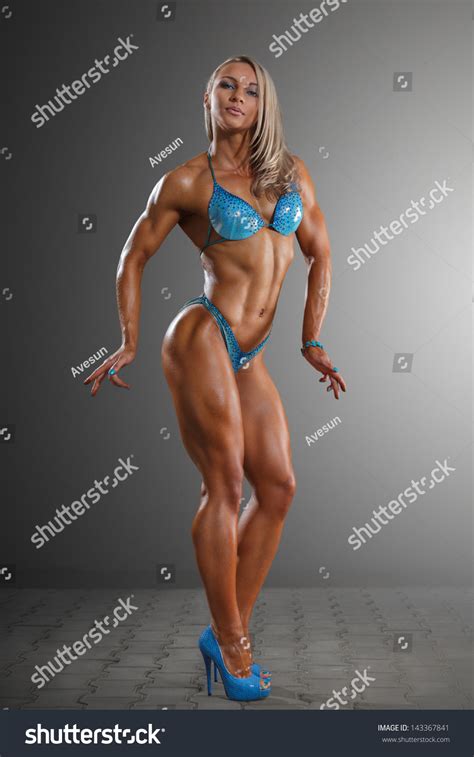 41,237 Female Bodybuilder Posing Images, Stock Photos & Vectors | Shutterstock