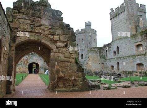 Interior of bodiam castle hi-res stock photography and images - Alamy