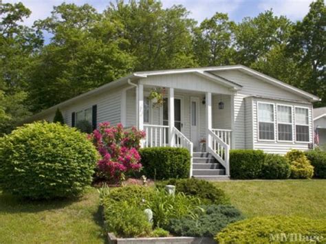 Leisurewoods - Rockland Mobile Home Park in Rockland, MA | MHVillage