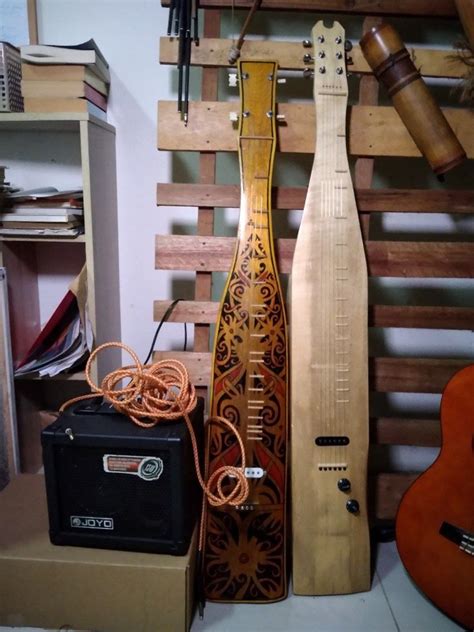 SARAWAK BORNEO MODERN SAPE INSTRUMENT 6-STRING & 4 STRING, Hobbies & Toys, Music & Media ...