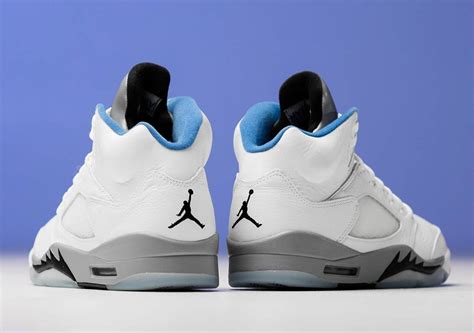 Air Jordan 5 Stealth 2021 Release Reminder | SneakerNews.com