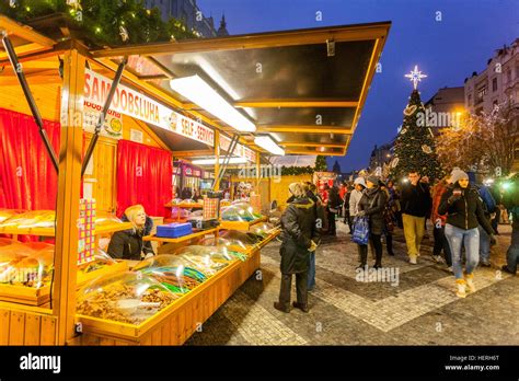 Christmas markets, Wenceslas Square, Prague, Czech Republic Stock Photo ...