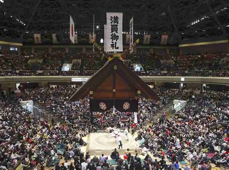 1st sellout at Tokyo sumo tournament since COVID-19 pandemic - The Japan News