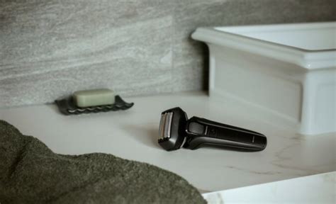 5 Best Electric Shavers For Sensitive Skin in 2023 | FashionBeans